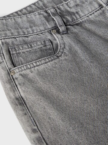 NAME IT Regular Jeans 'Grizza' in Grau