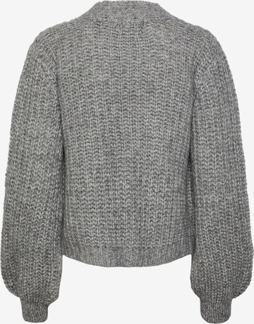 Cardigan 'FINKA' PIECES en gris