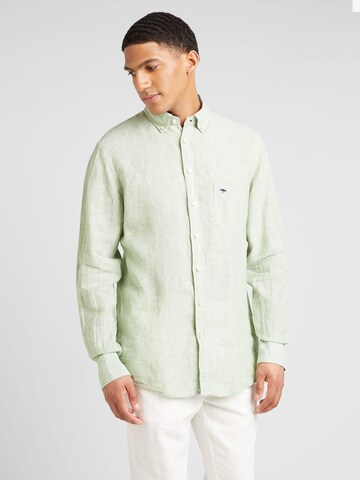 Regular fit Camicia di FYNCH-HATTON in verde: frontale