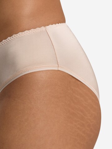 Hanro Slip ' Satin Deluxe ' in Beige