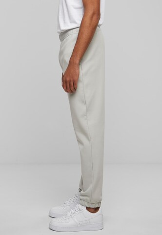 Urban Classics Tapered Broek in Grijs