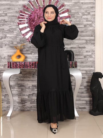 MODAMIHRAM Dress in Black: front
