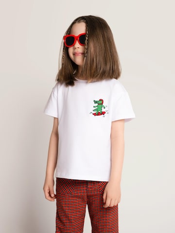 SATURNDAY Shirt in White: front