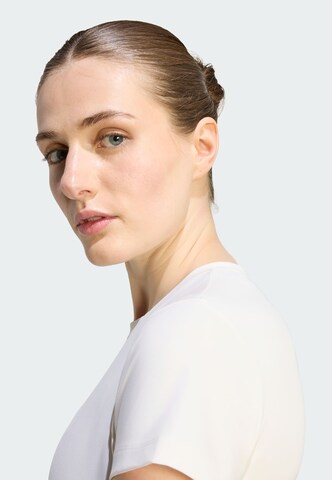 T-shirt fonctionnel 'Studio' ADIDAS PERFORMANCE en blanc