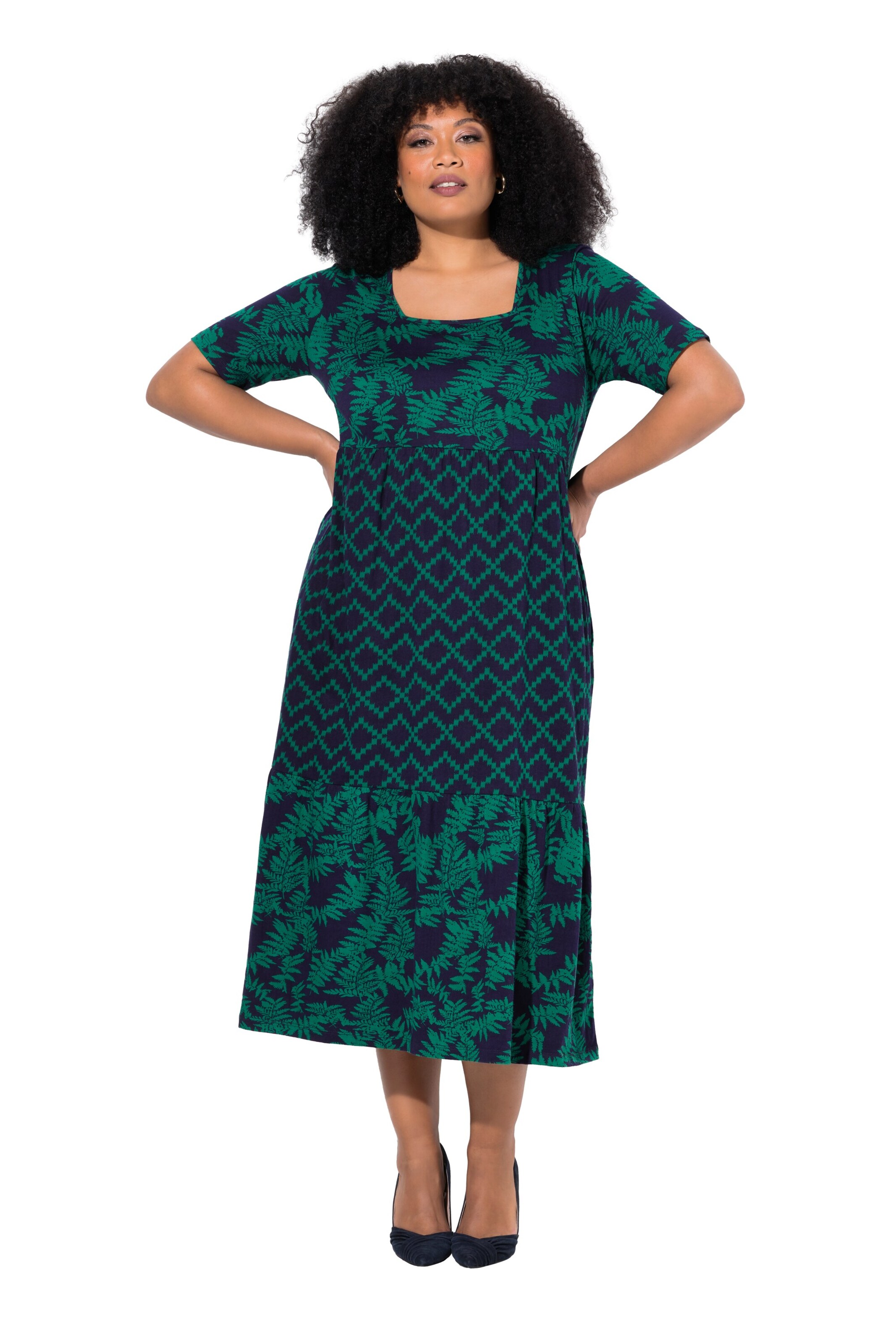 Ulla Popken Dress in Green: front