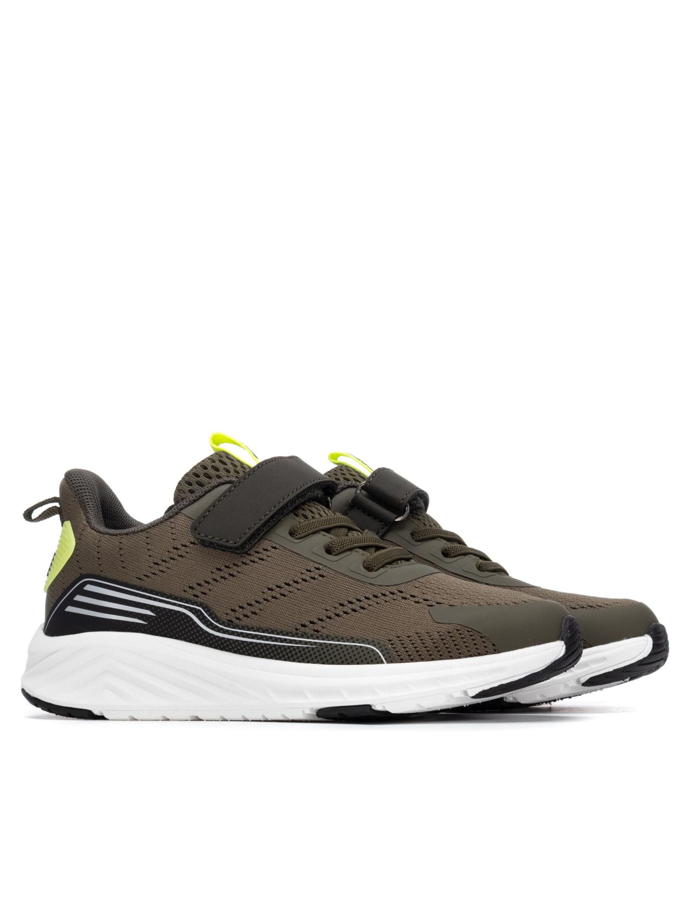 Xti Sneakers in Green