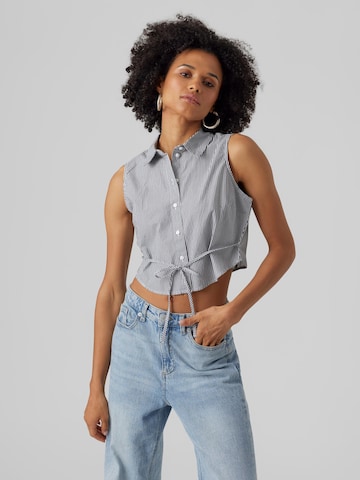 Vero Moda Petite Blouse 'CORA' in Blauw: voorkant