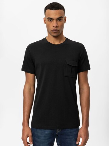 T-Shirt Daniel Hills en noir : devant