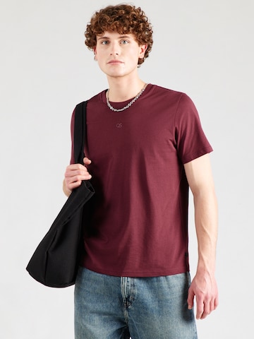 Tricou de la QS pe roșu: față