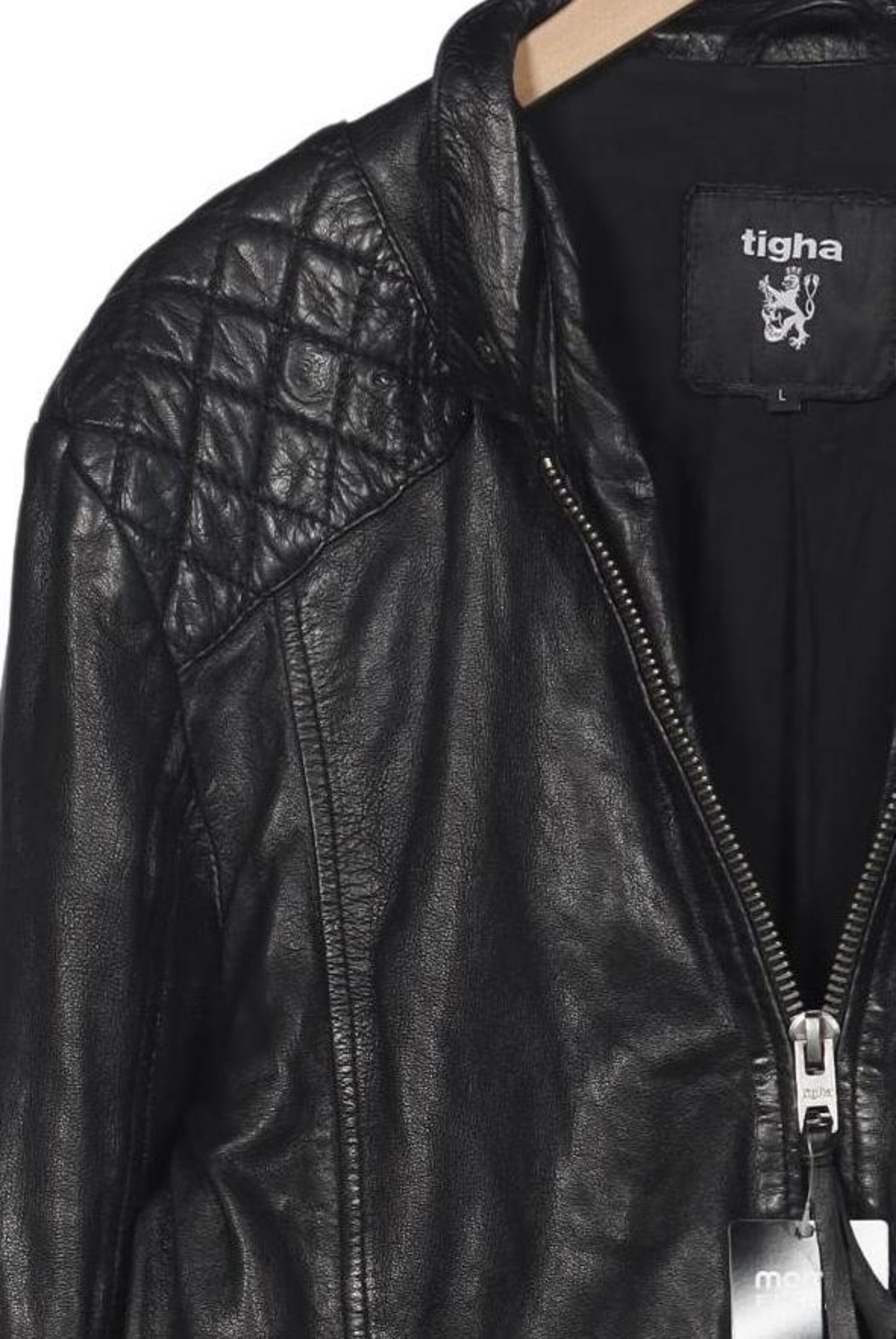 tigha Jacket & Coat in L in Black
