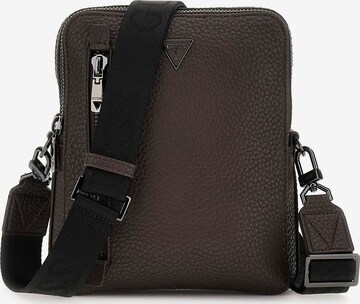 GUESS Umhängetasche 'Torino' in Braun: Vorderseite