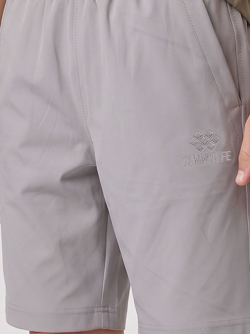 Tommy Life Broek 'TOMMY Shorts, ohne Verschluss' in Grijs