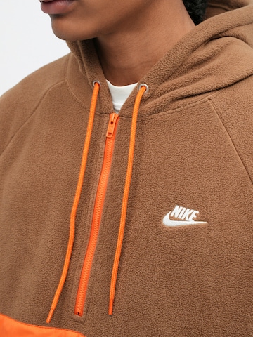 Nike Sportswear Пуловер 'CLUB' в кафяво