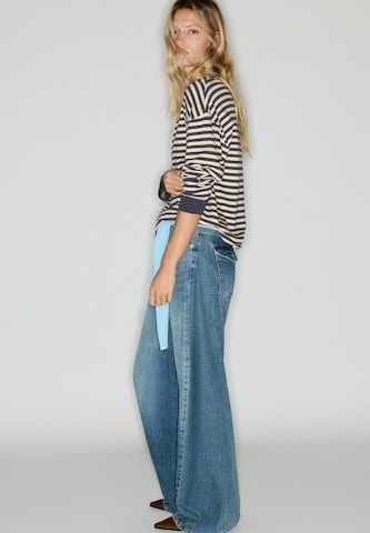 Tricou de la Pull&Bear pe maro
