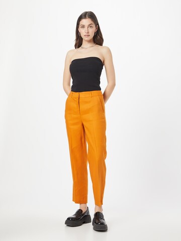 Stefanel Regular Pleated Pants in Orange