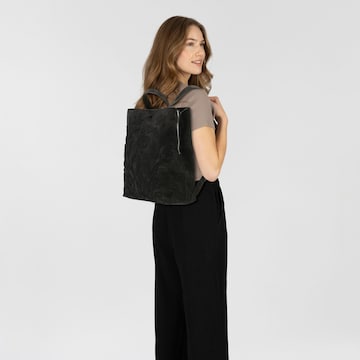 Rucsac de la Desigual pe negru: față