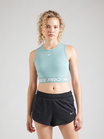 Sport top 'PRO 365' de la NIKE pe verde: față