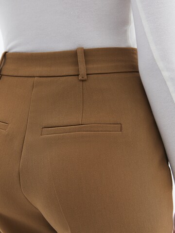 OXXO Tapered Trousers with creases in Brown