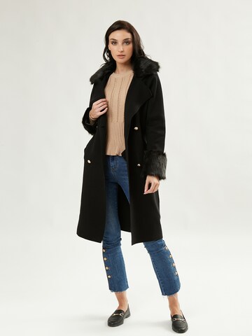 Influencer Between-seasons coat in Black