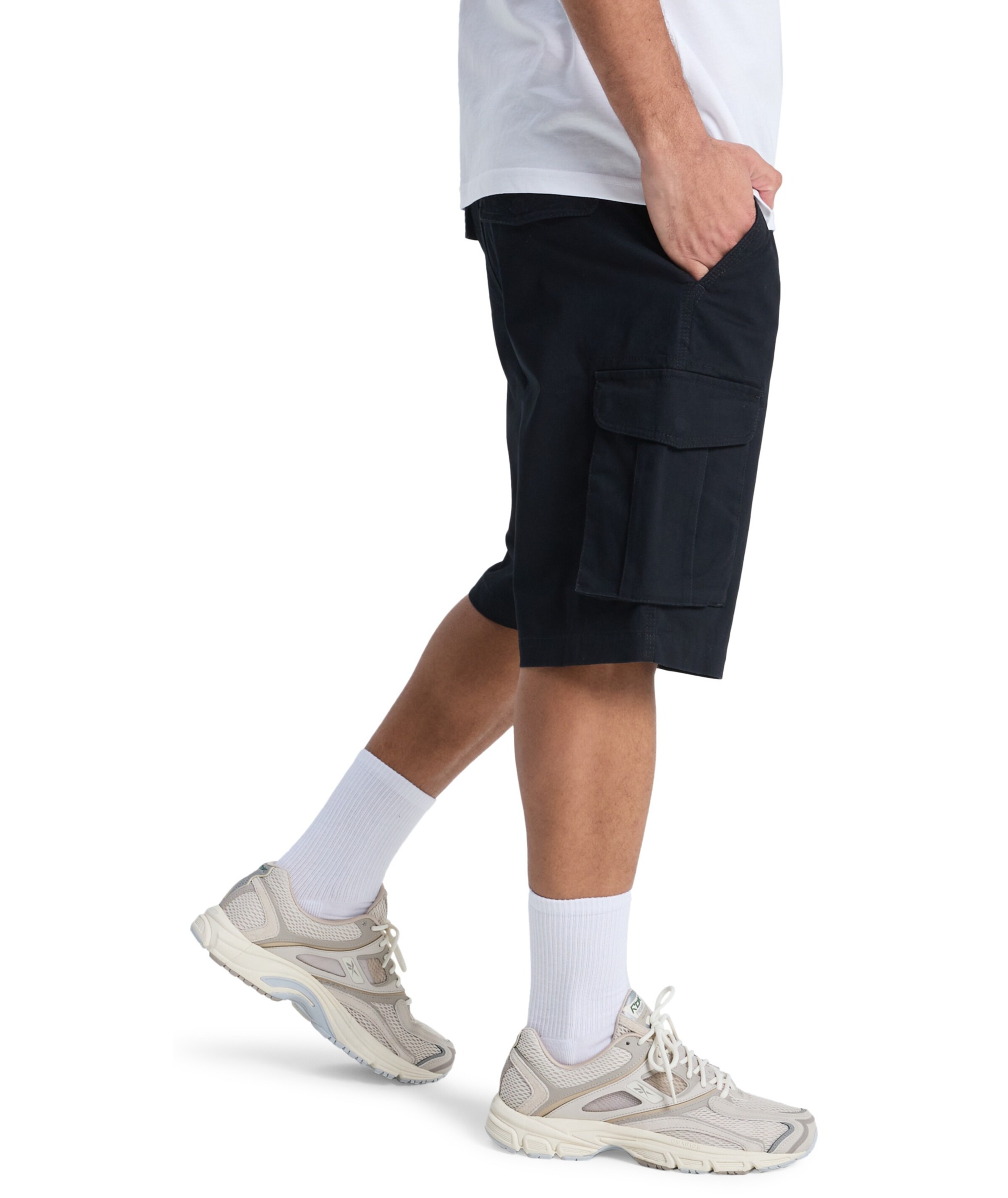 QUIKSILVER Regular Shorts in Schwarz