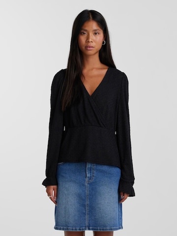 PIECES Blouse 'JUNE' in Black: front