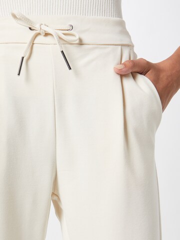 Effilé Pantalon à pince 'Eva' VERO MODA en blanc