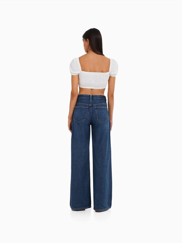 Wide leg Jeans de la Bershka pe albastru