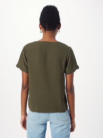 ABOUT YOU Shirt 'Fotini' in Green