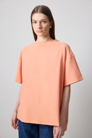 Touche Prive Shirt in Oranje: voorkant
