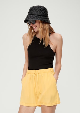 QS Regular Trousers in Yellow