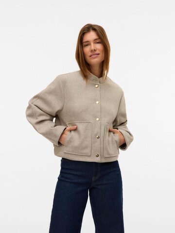 Veste mi-saison 'VMFortunecarol' VERO MODA en marron : devant