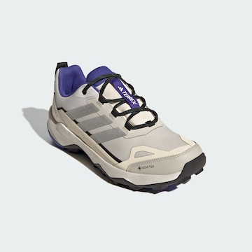 ADIDAS TERREX - Sapato baixo 'Skychaser AX5' em bege