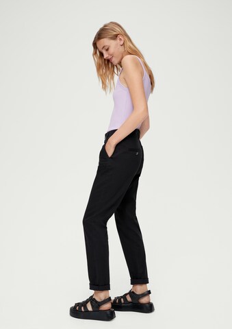 Coupe slim Pantalon chino QS en noir