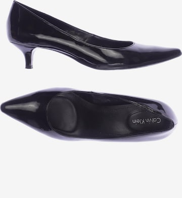 Calvin Klein Pumps 38 in Schwarz: predná strana