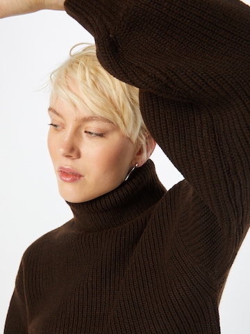 Monki Pullover in Braun