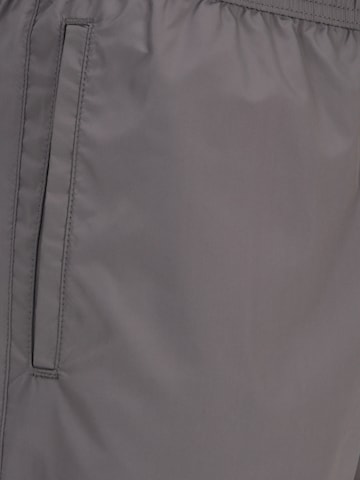 Pantaloncini da bagno di TOPMAN in grigio