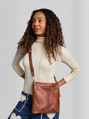 RE:DESIGNED Bag ' Olea ' in Braun: Vorderseite