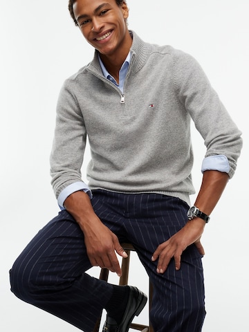TOMMY HILFIGER Trui in Grijs
