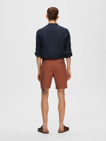 Regular Pantalon chino SELECTED HOMME en marron
