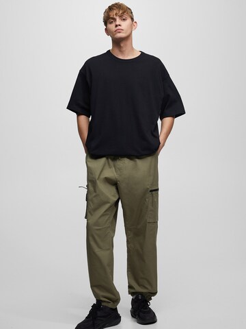 Effilé Pantalon cargo Pull&Bear en vert : devant