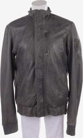 tigha Jacket & Coat in M in Grey: front