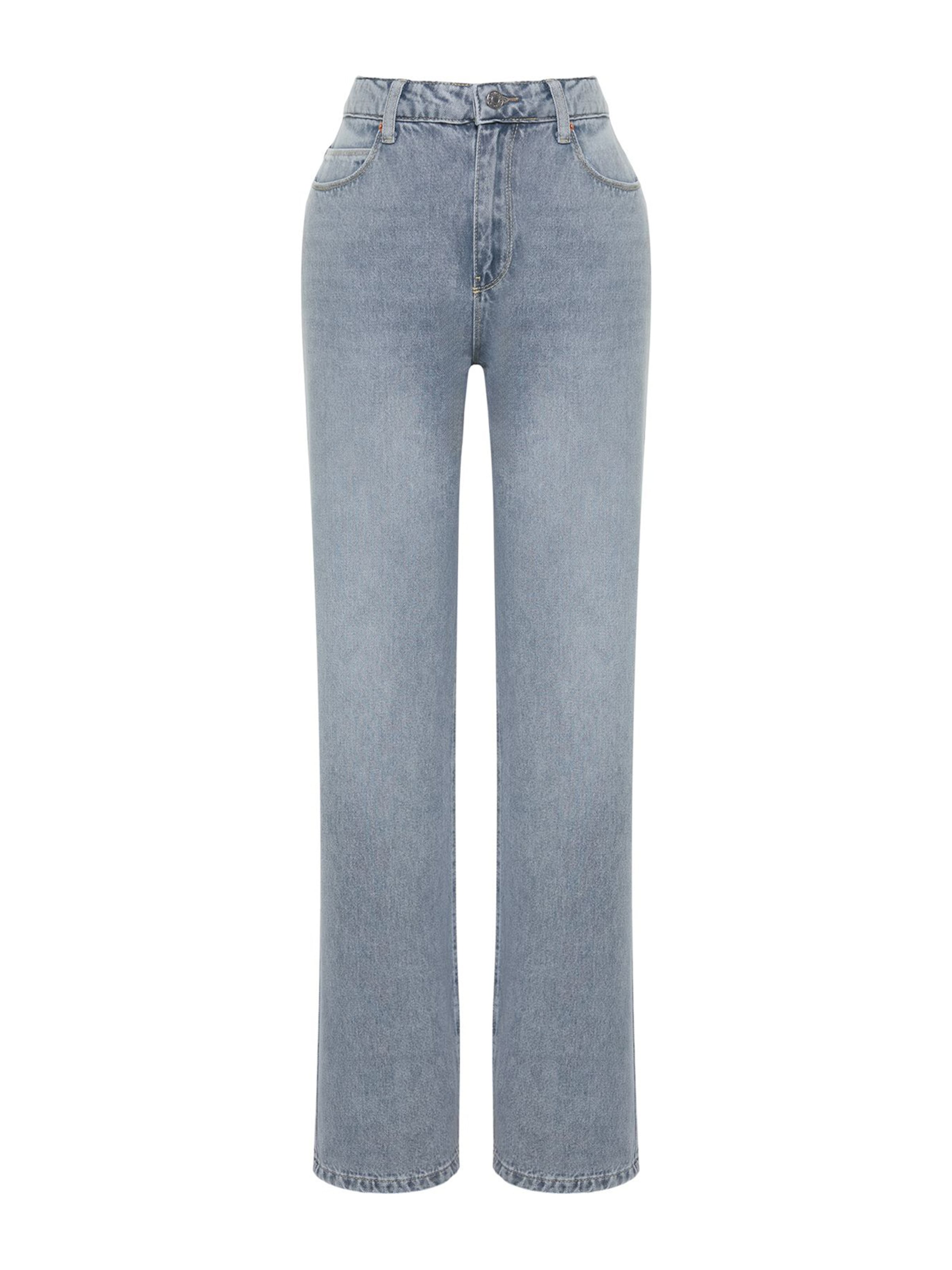 Trendyol Štandardný strih Džínsy - Modrá: predná strana