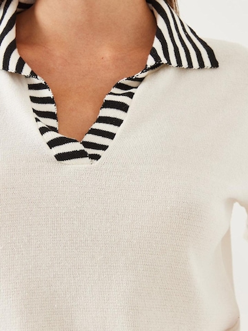 Bianco Lucci - Pullover em bege