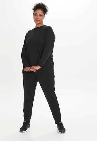 Q by Endurance Sweatshirt in Black