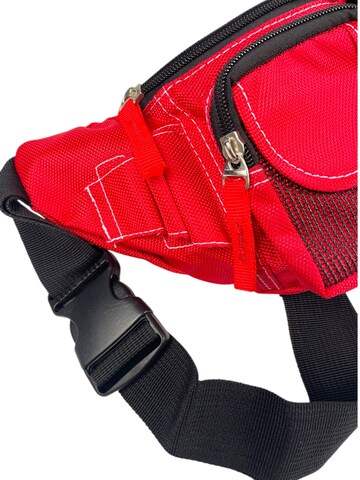 Kumixi Crossbody Bag in Red