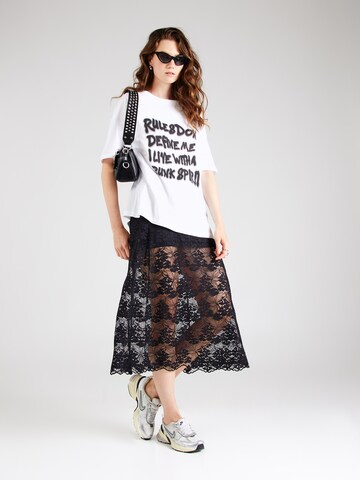 Noisy may T-Shirt 'NMSERA' in Weiß