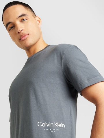 Calvin Klein Skjorte 'OFF PLACEMENT' i grå