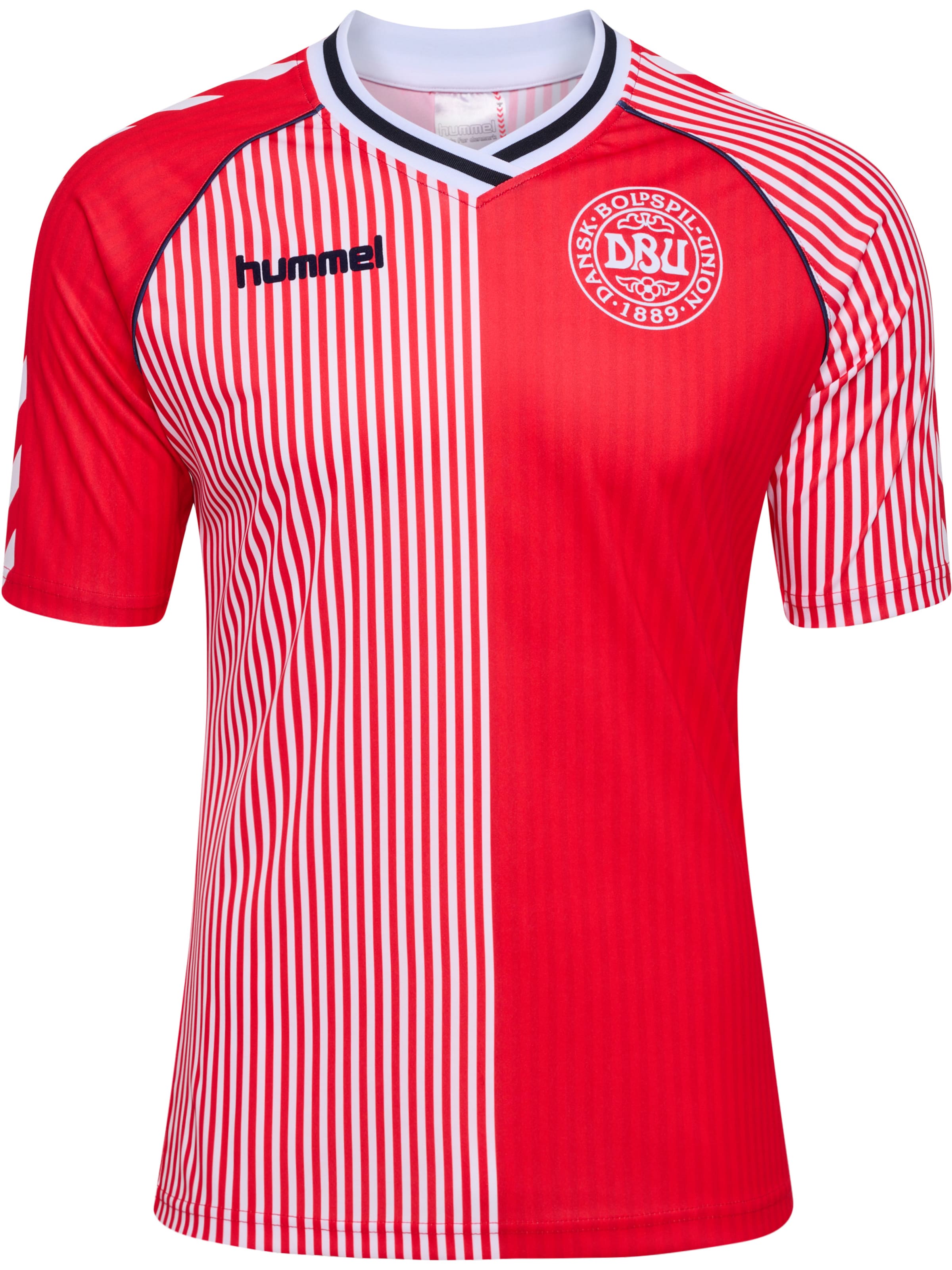 Hummel T-Shirt in Rot: Vorderseite