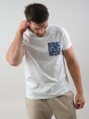 T-Shirt 'PESQUERO' Deeluxe en blanc