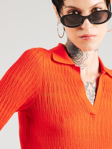 MAX&Co. Sweter w kolorze pomarańczowy